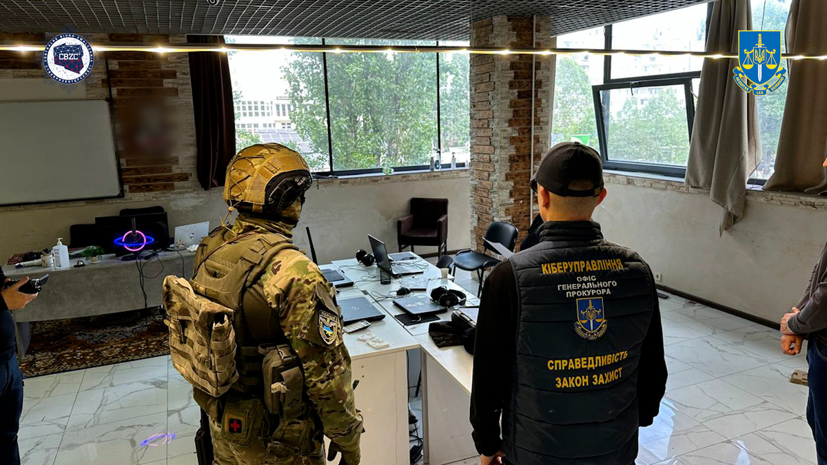 Straty sięgające 80 mln złotych - 3 call center rozbite na terenie Ukrainy